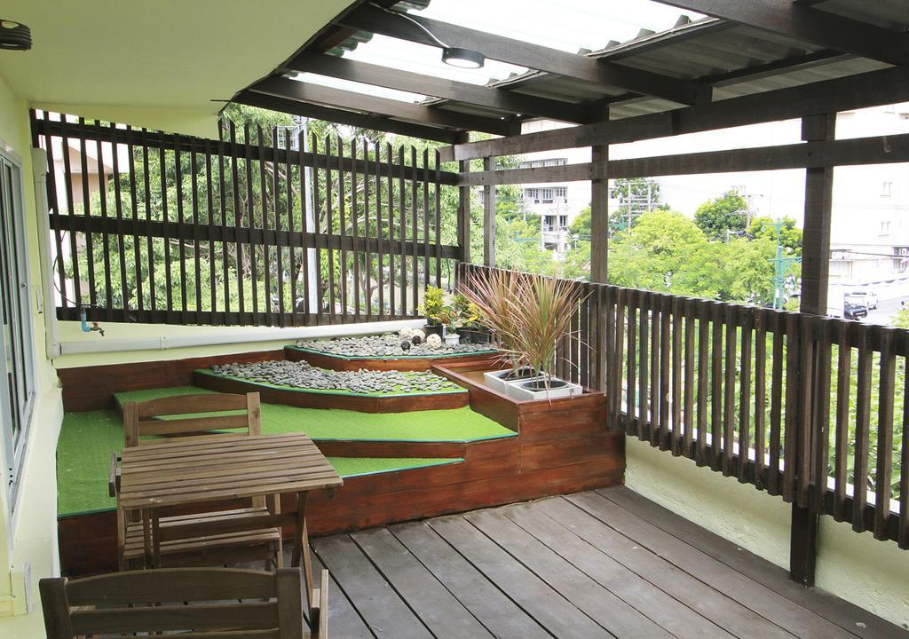 The Serene House Bangkok Exterior foto